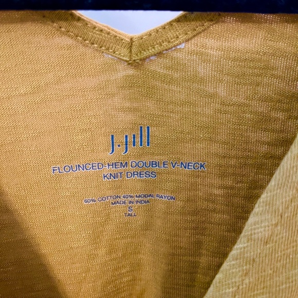 J Jill Flounced Hem Double V Neck Knit Dress size small (tall) NWT - Picture 6 of 6
